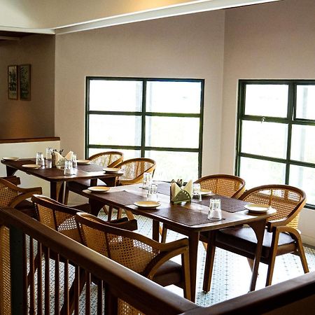 Kochi Hotel Benhur מראה חיצוני תמונה