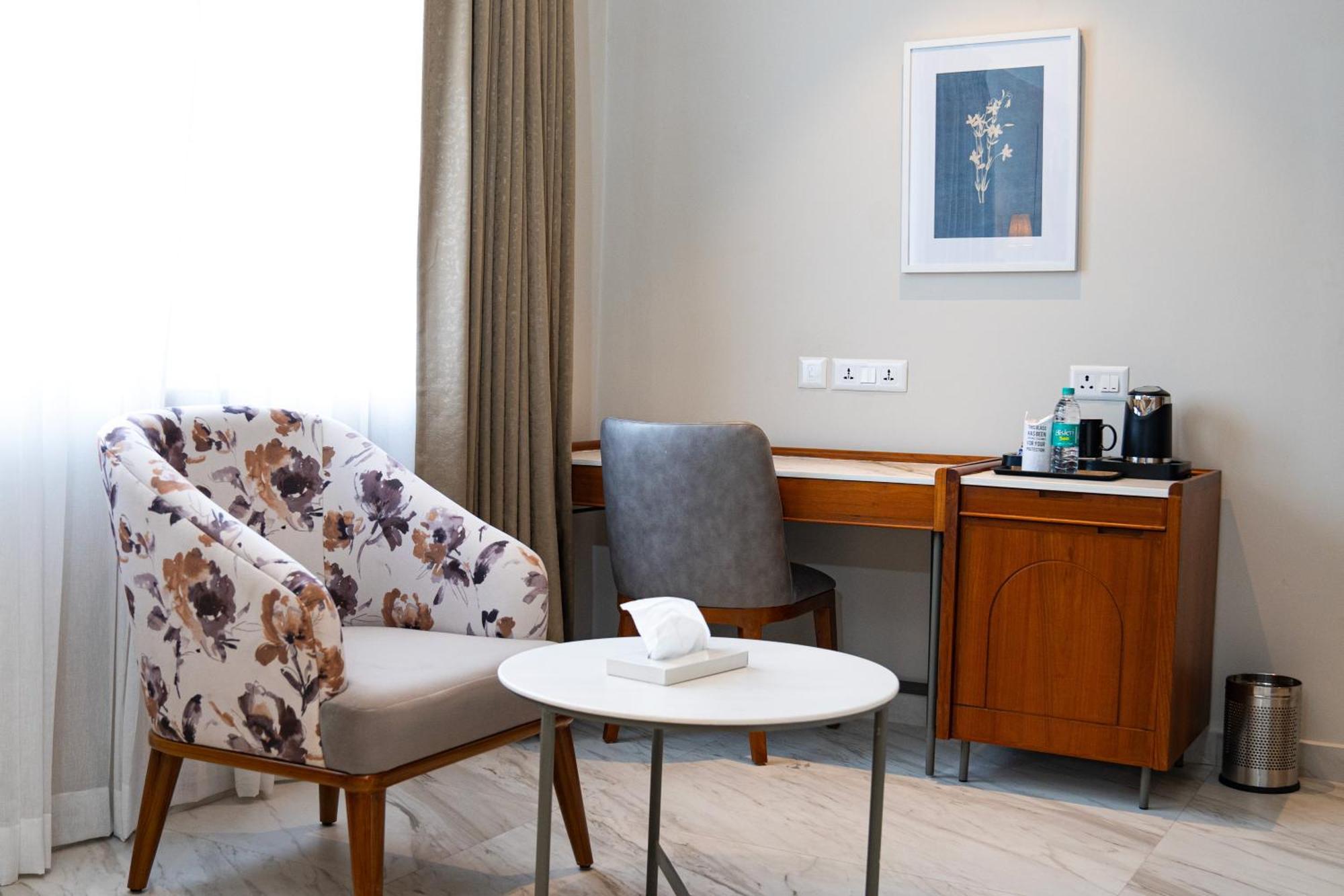 Kochi Hotel Benhur מראה חיצוני תמונה