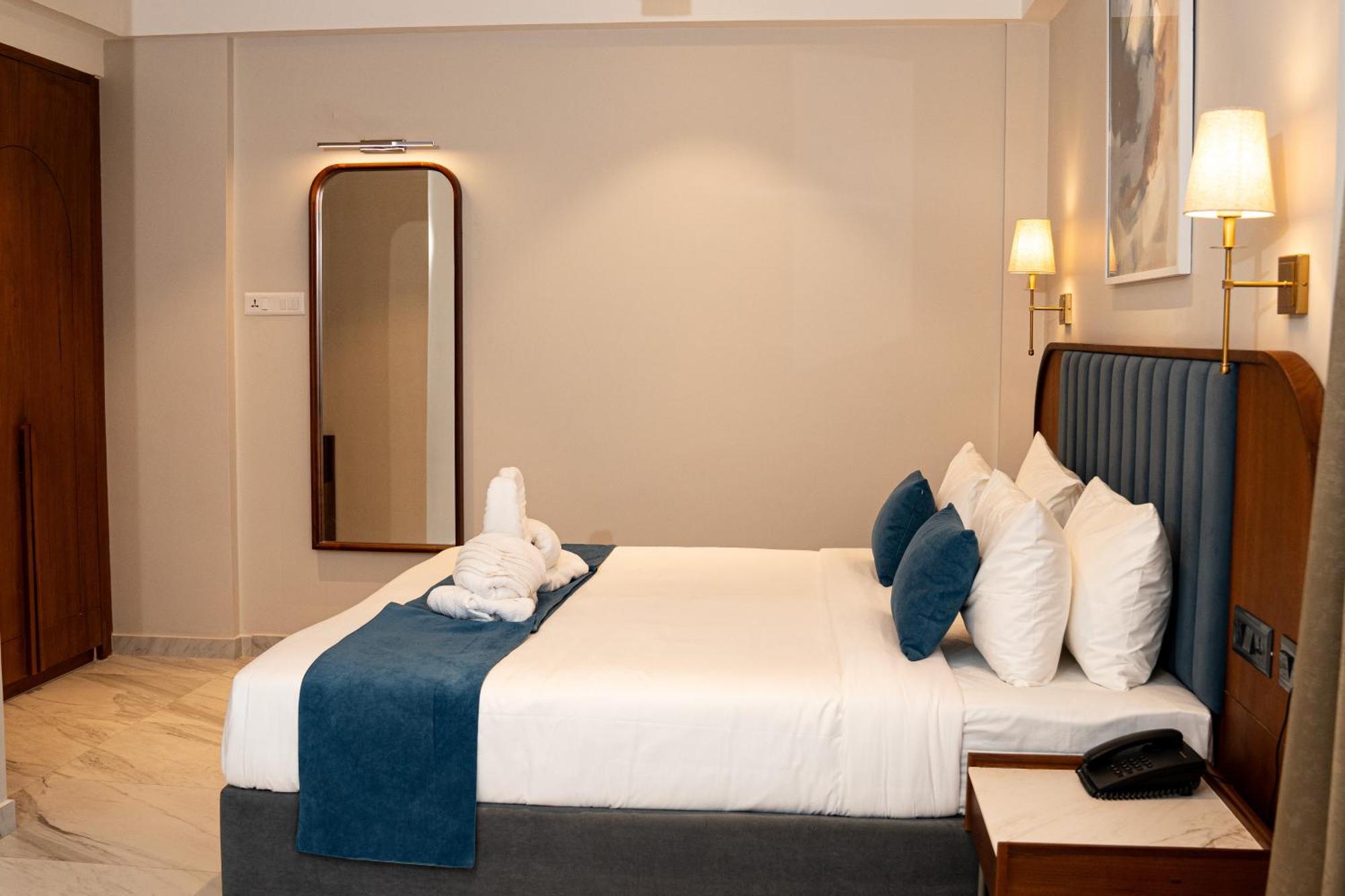Kochi Hotel Benhur מראה חיצוני תמונה